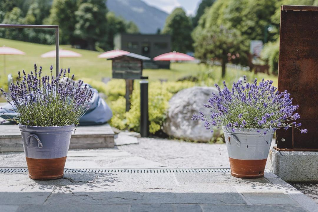 Ski & Bike Hotel Wiesenegg Saalbach-Hinterglemm Exterior photo